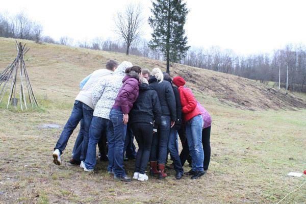 “Eversheds Bitāns” zvērināto advokātu biroja juristu un administrācijas darbinieku komandas sadarbības programma Komandas Laboratorija