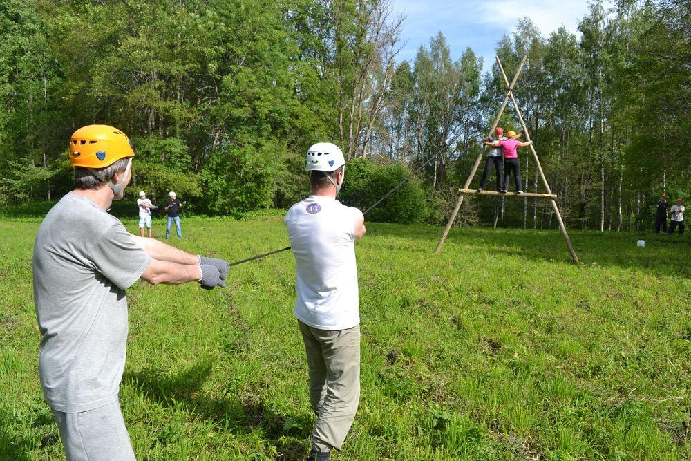 “RBSSKALS Serviss” administrācijas un pārvaldnieku komandas sadarbības programma Augstās un Zemās virves